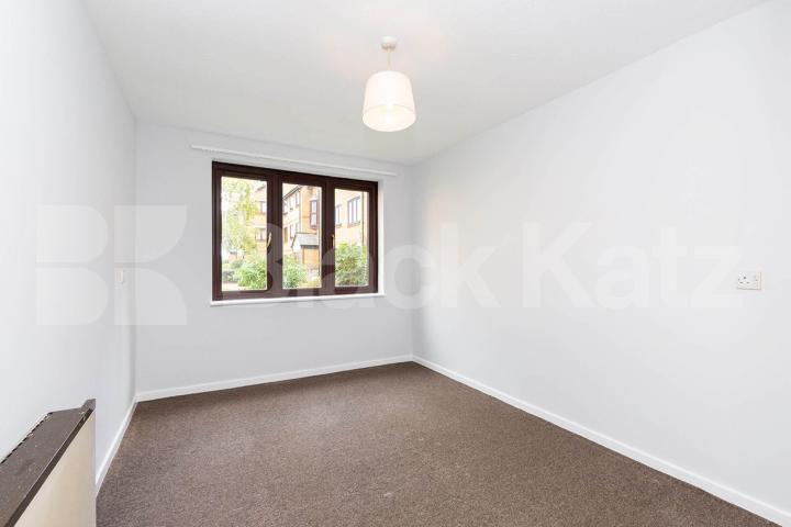 2 bedroom property with allocated parking and communal garden Riverside Close, Lee Vally Park / Upper Clapton